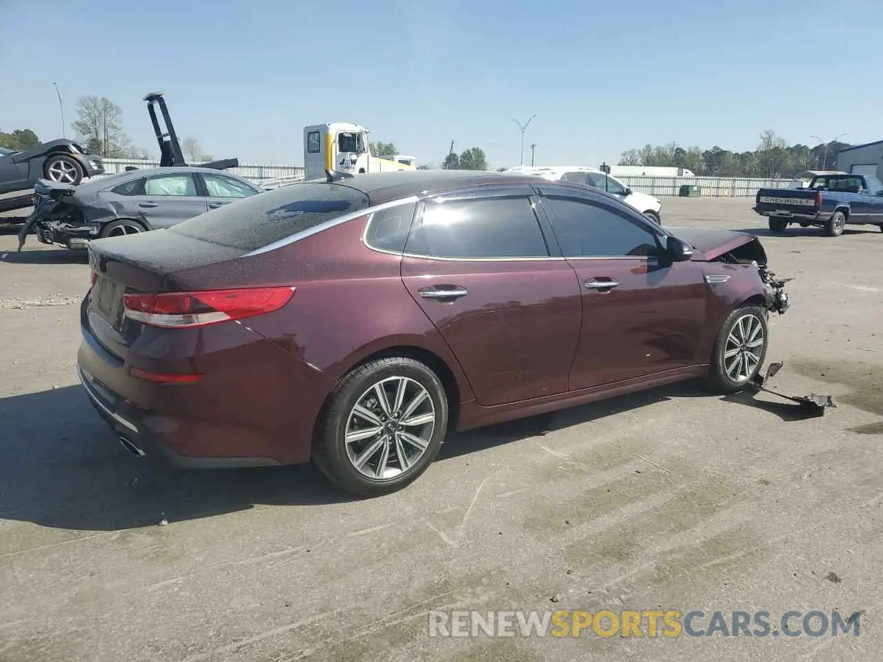 3 Photograph of a damaged car 5XXGT4L33KG298709 KIA OPTIMA 2019