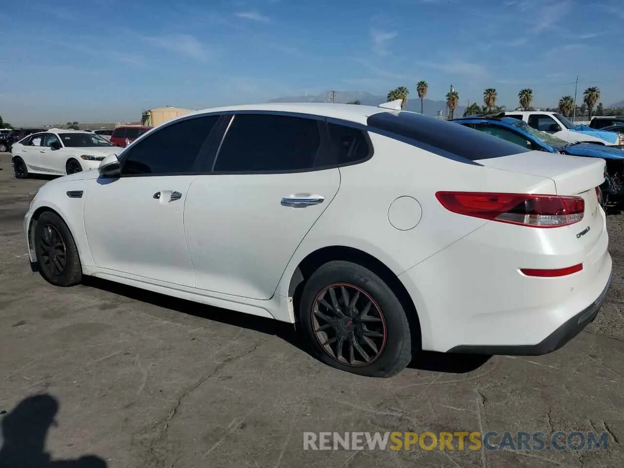 2 Photograph of a damaged car 5XXGT4L33KG302810 KIA OPTIMA 2019