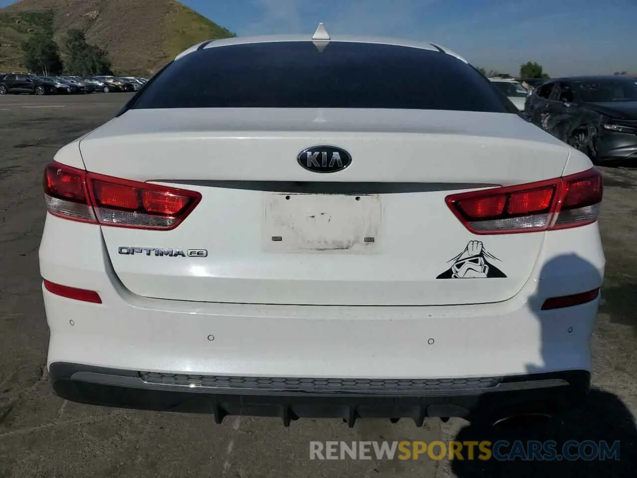 6 Photograph of a damaged car 5XXGT4L33KG302810 KIA OPTIMA 2019