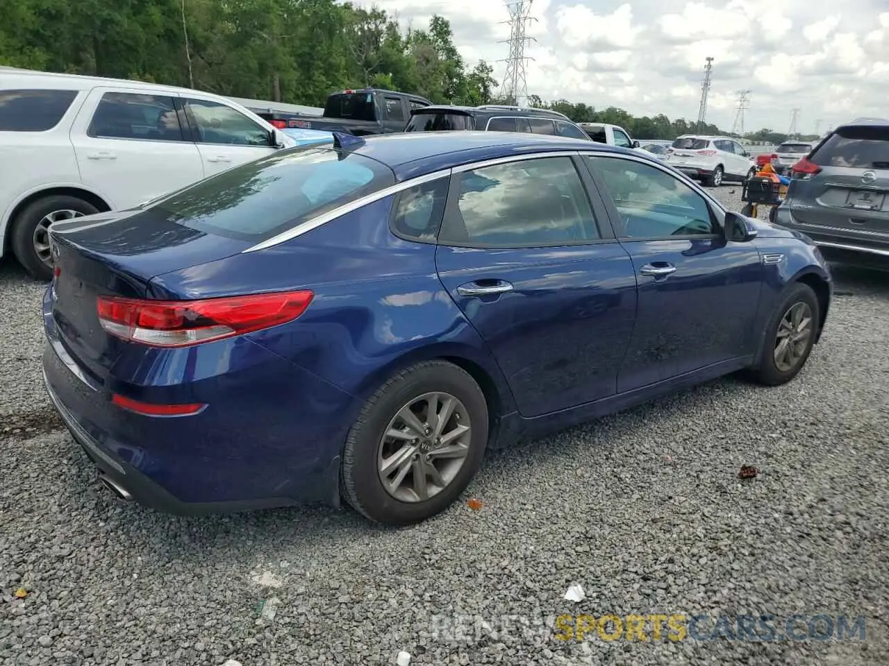 3 Photograph of a damaged car 5XXGT4L33KG316996 KIA OPTIMA 2019