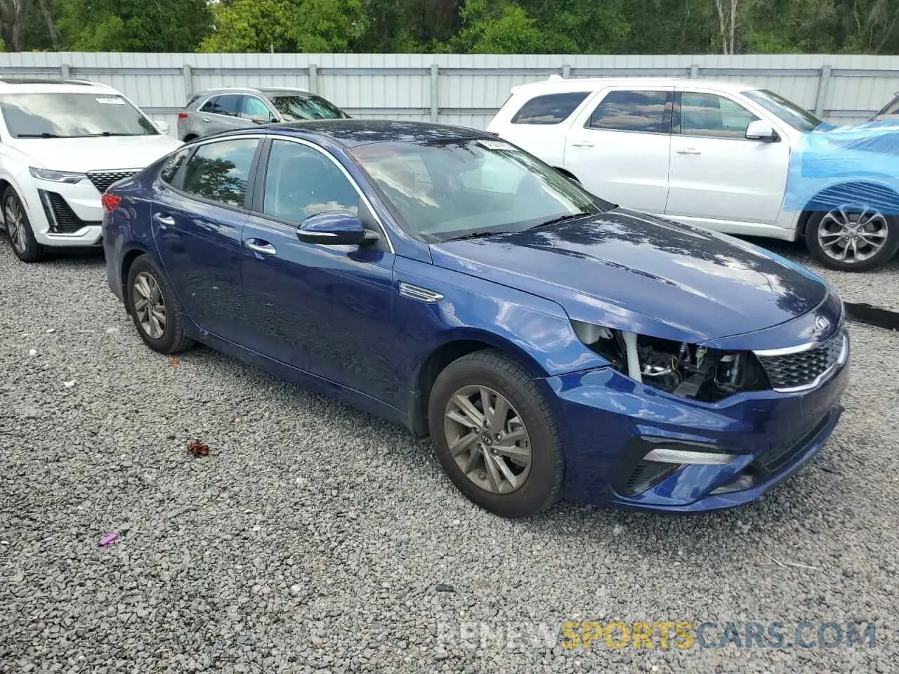 4 Photograph of a damaged car 5XXGT4L33KG316996 KIA OPTIMA 2019