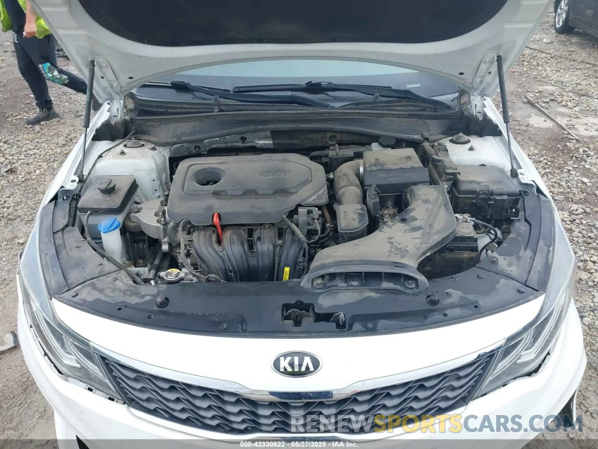 10 Photograph of a damaged car 5XXGT4L33KG319056 KIA OPTIMA 2019