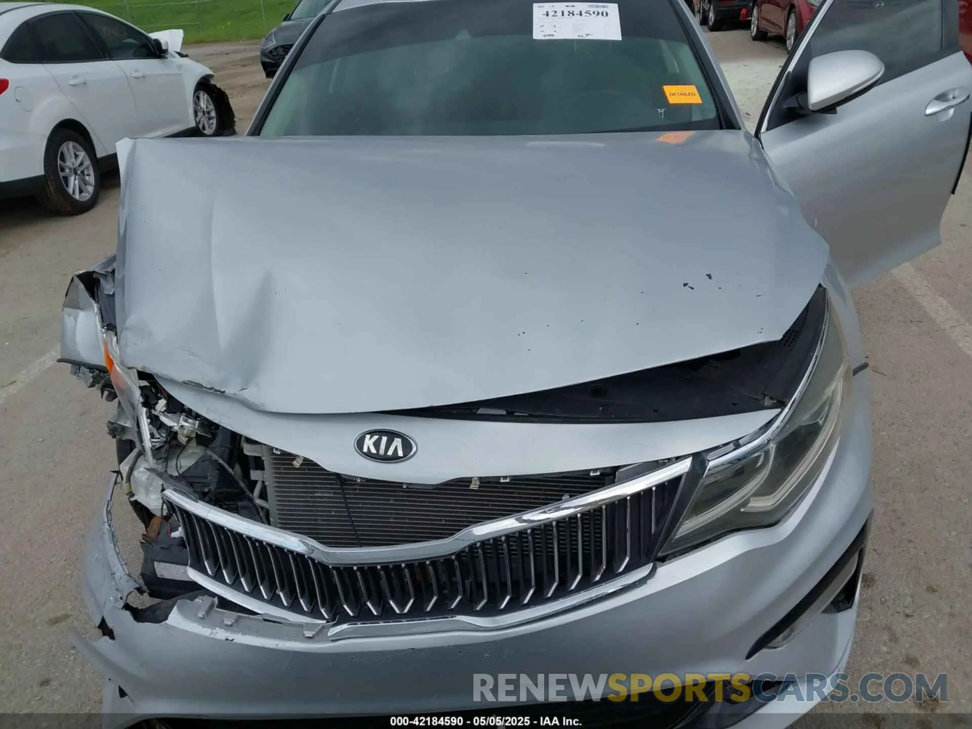 6 Photograph of a damaged car 5XXGT4L33KG320322 KIA OPTIMA 2019