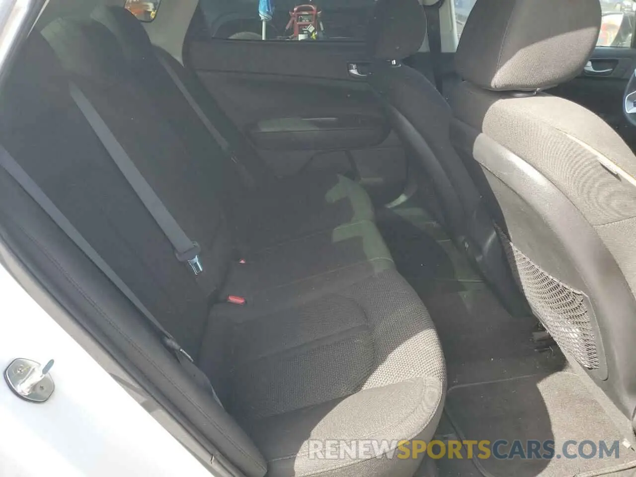 10 Photograph of a damaged car 5XXGT4L33KG333765 KIA OPTIMA 2019