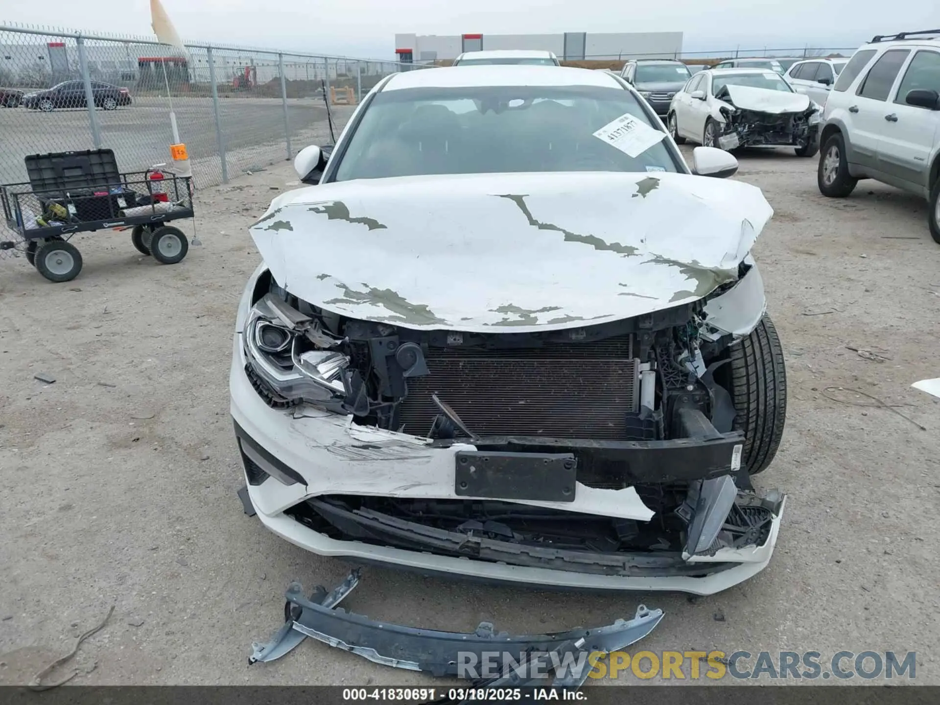 6 Photograph of a damaged car 5XXGT4L33KG337279 KIA OPTIMA 2019