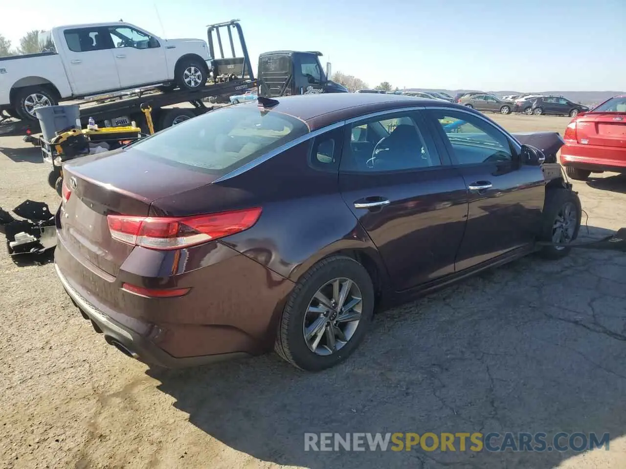 3 Photograph of a damaged car 5XXGT4L33KG337671 KIA OPTIMA 2019