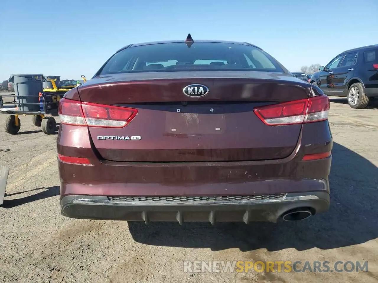6 Photograph of a damaged car 5XXGT4L33KG337671 KIA OPTIMA 2019
