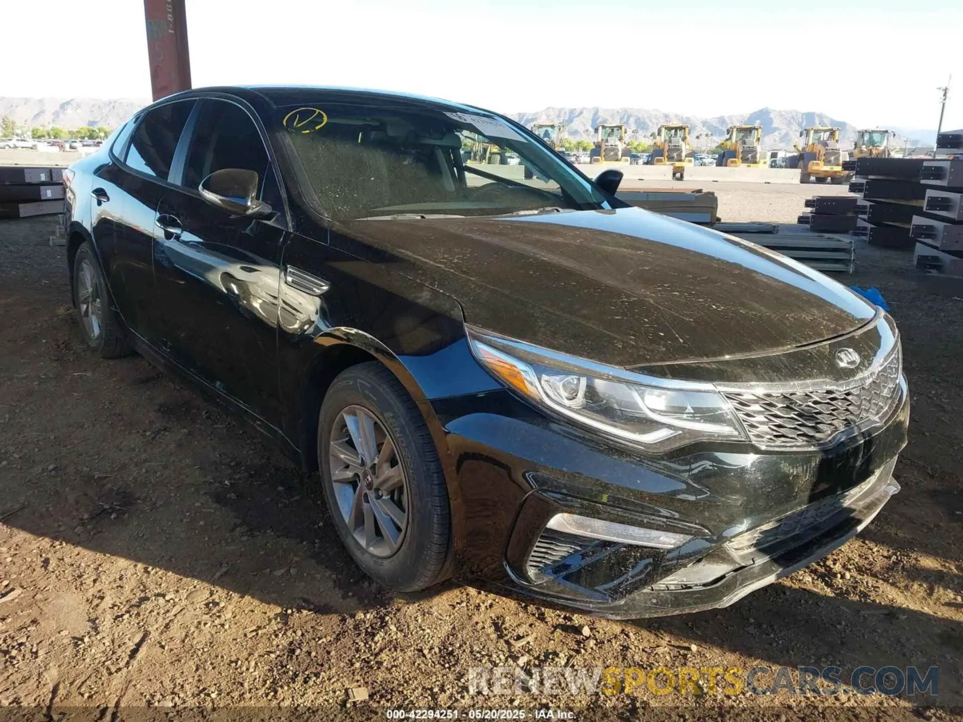 1 Photograph of a damaged car 5XXGT4L33KG344636 KIA OPTIMA 2019