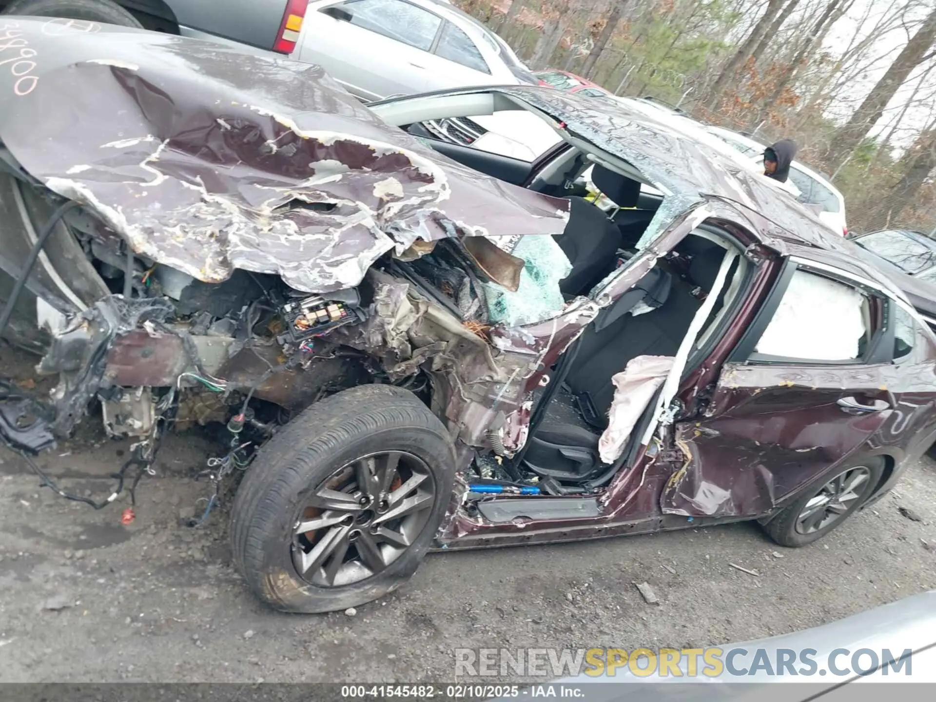 14 Photograph of a damaged car 5XXGT4L33KG348900 KIA OPTIMA 2019