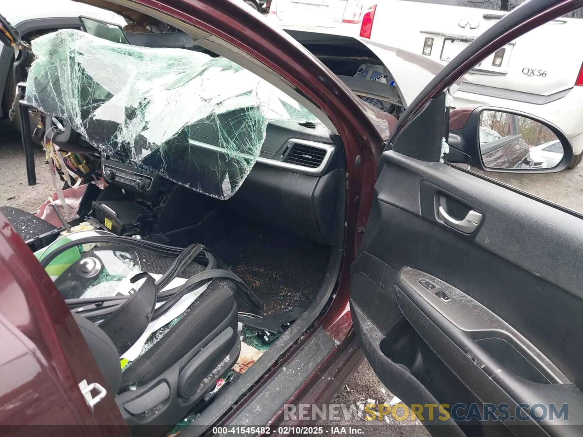 5 Photograph of a damaged car 5XXGT4L33KG348900 KIA OPTIMA 2019