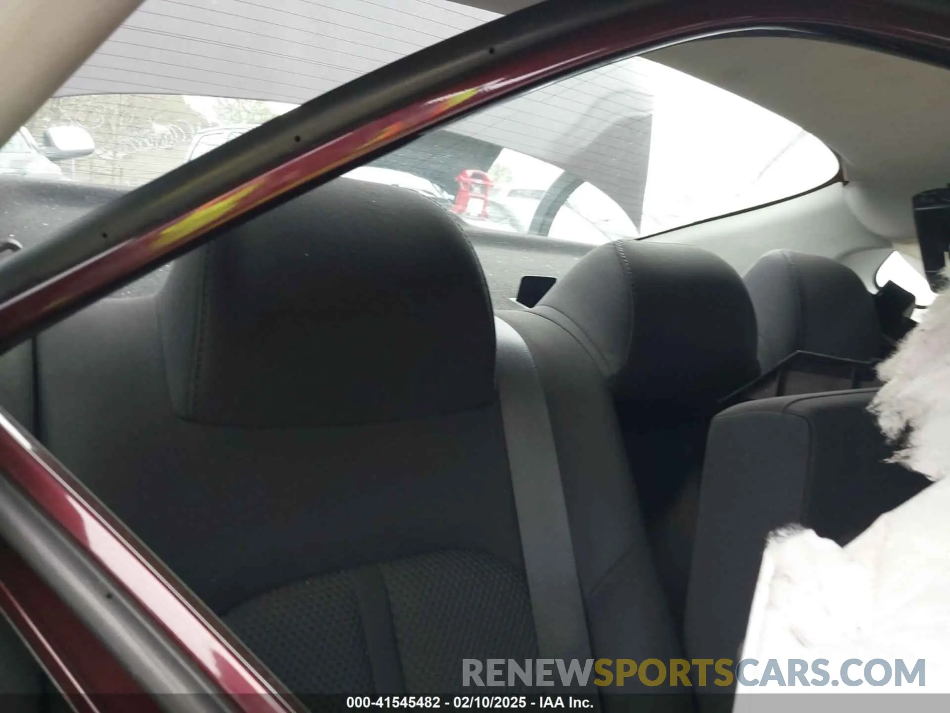 8 Photograph of a damaged car 5XXGT4L33KG348900 KIA OPTIMA 2019