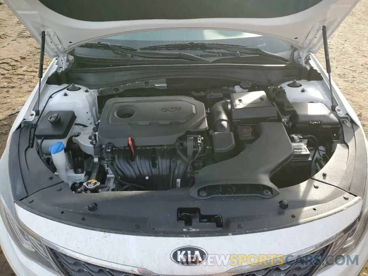 11 Photograph of a damaged car 5XXGT4L33KG350503 KIA OPTIMA 2019