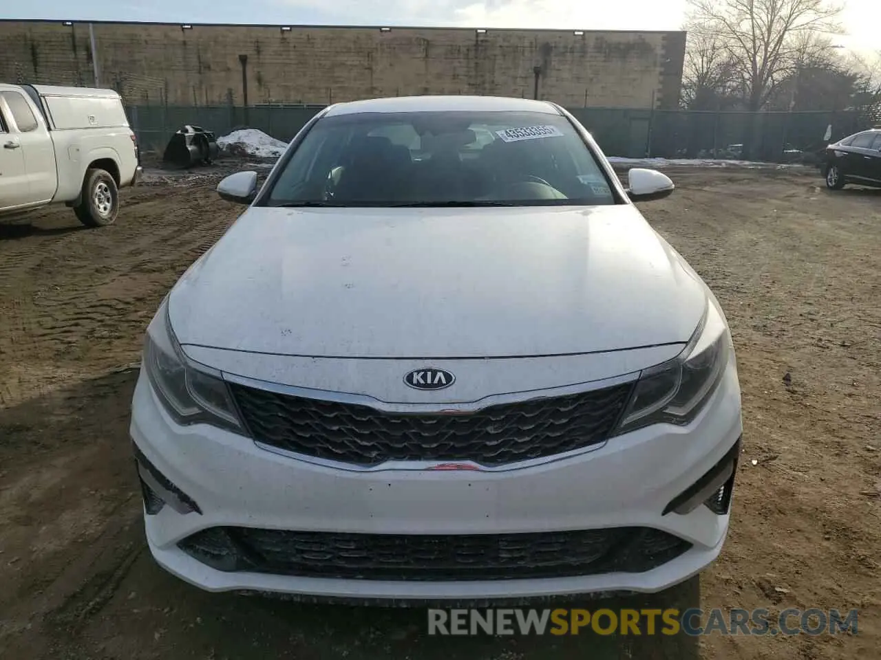 5 Photograph of a damaged car 5XXGT4L33KG350503 KIA OPTIMA 2019