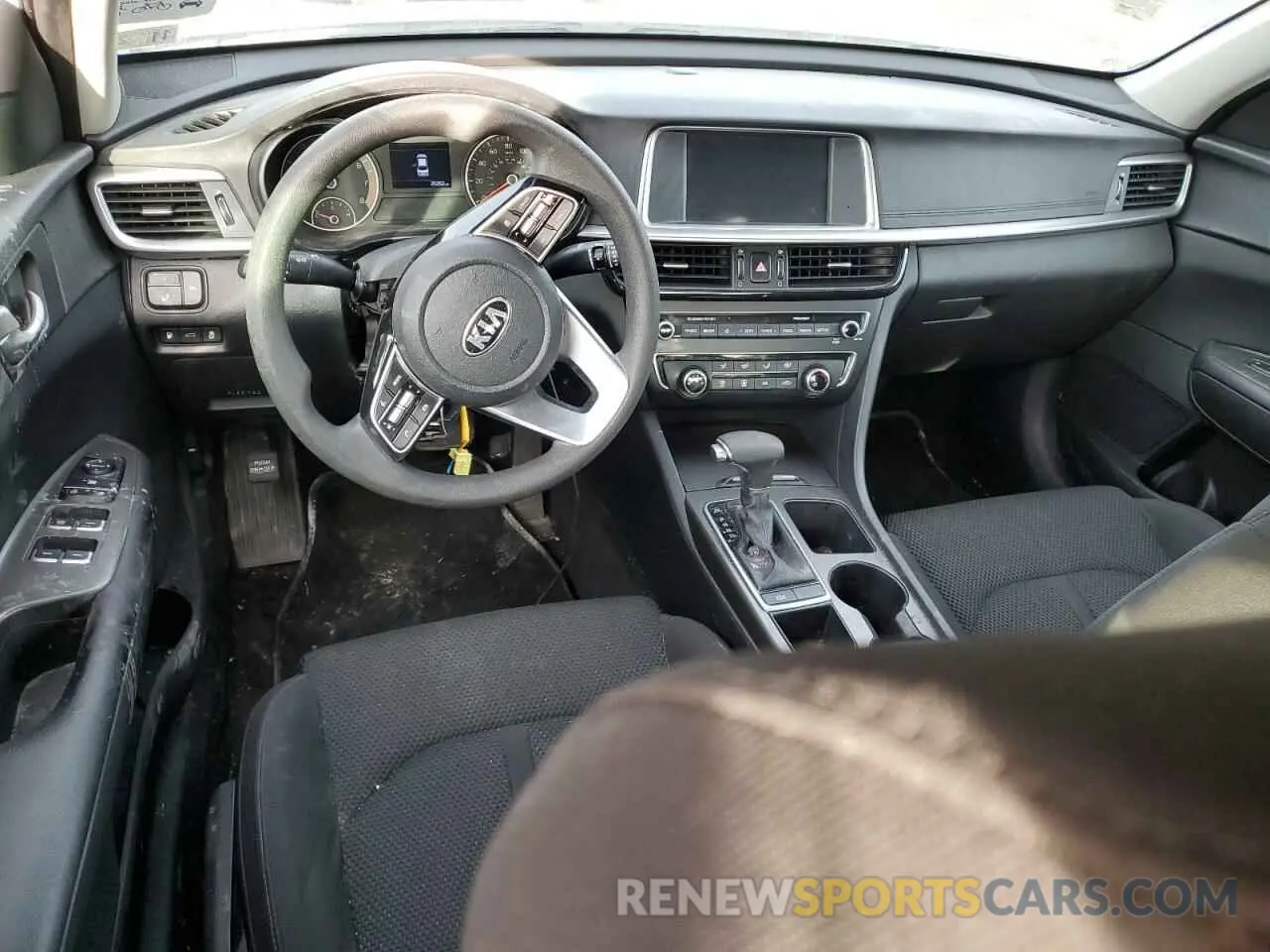 8 Photograph of a damaged car 5XXGT4L33KG350503 KIA OPTIMA 2019