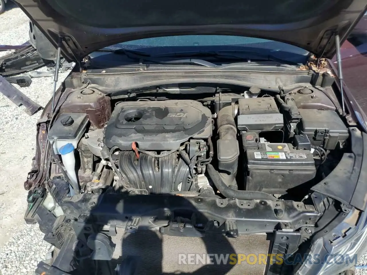 11 Photograph of a damaged car 5XXGT4L33KG351280 KIA OPTIMA 2019