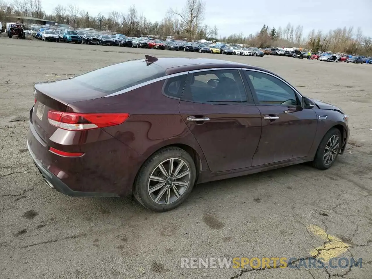 3 Photograph of a damaged car 5XXGT4L33KG354647 KIA OPTIMA 2019