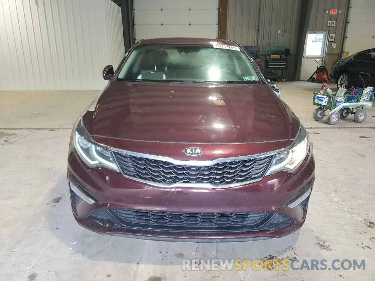5 Photograph of a damaged car 5XXGT4L33KG356074 KIA OPTIMA 2019