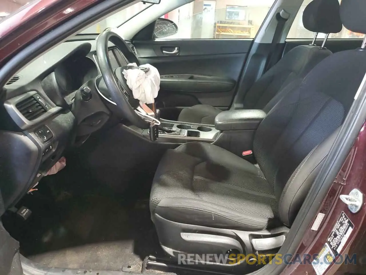 7 Photograph of a damaged car 5XXGT4L33KG356074 KIA OPTIMA 2019