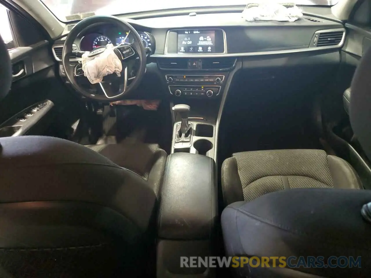 8 Photograph of a damaged car 5XXGT4L33KG356074 KIA OPTIMA 2019