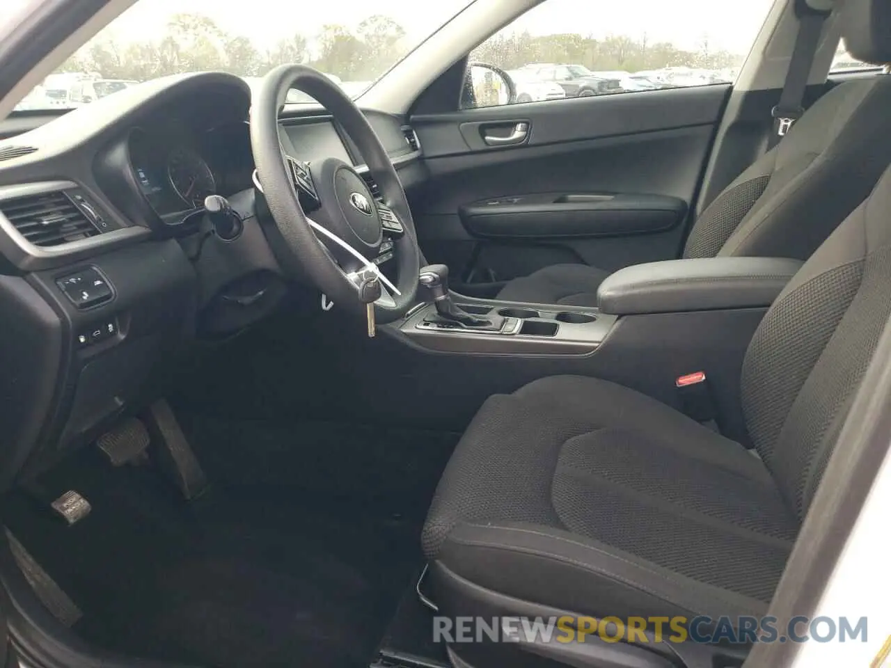 7 Photograph of a damaged car 5XXGT4L33KG367981 KIA OPTIMA 2019