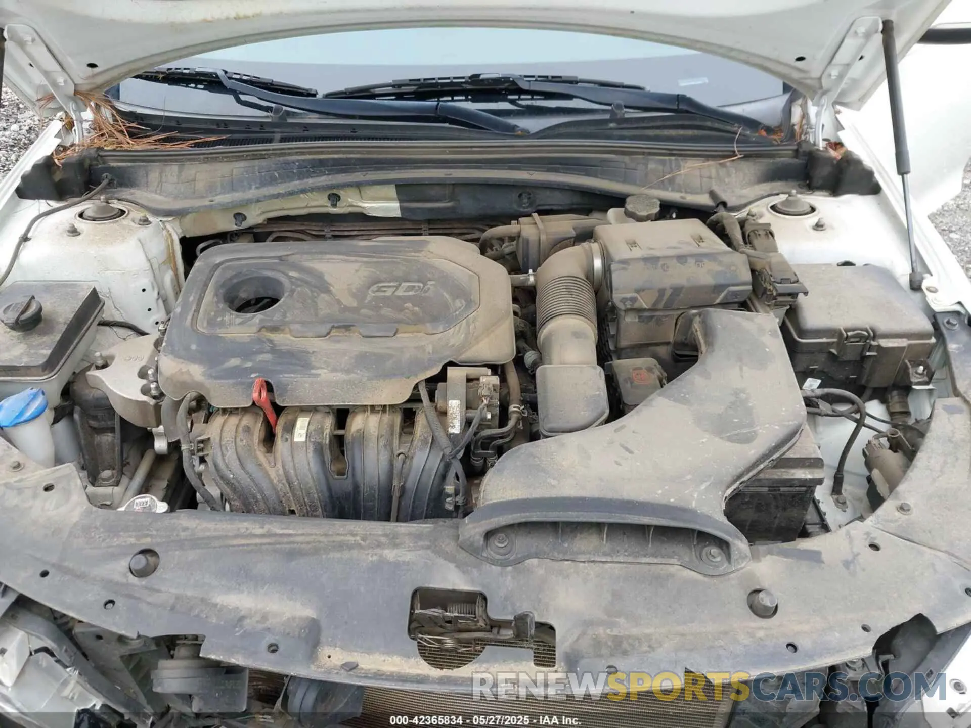 10 Photograph of a damaged car 5XXGT4L33KG374235 KIA OPTIMA 2019