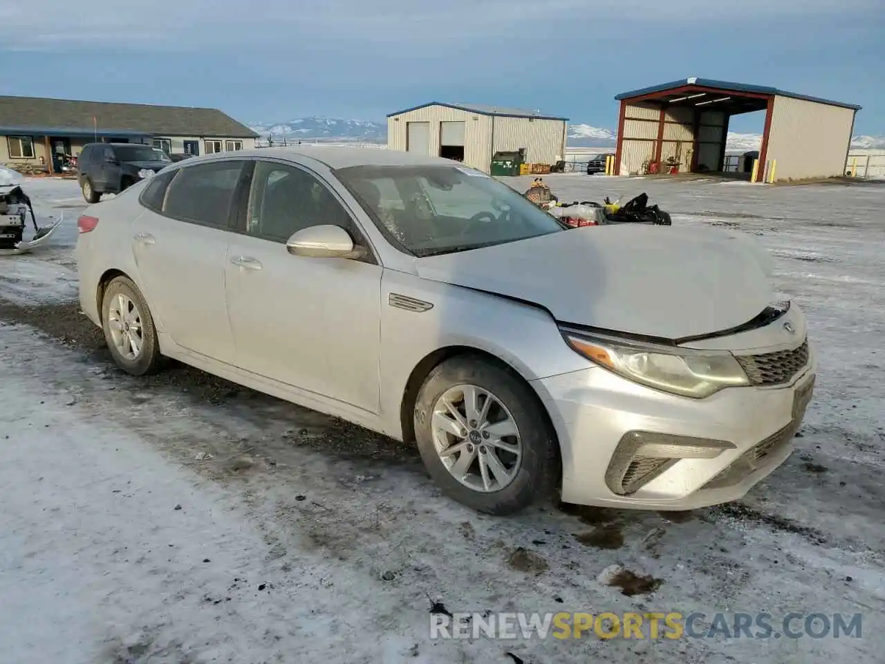 4 Photograph of a damaged car 5XXGT4L34KG276900 KIA OPTIMA 2019