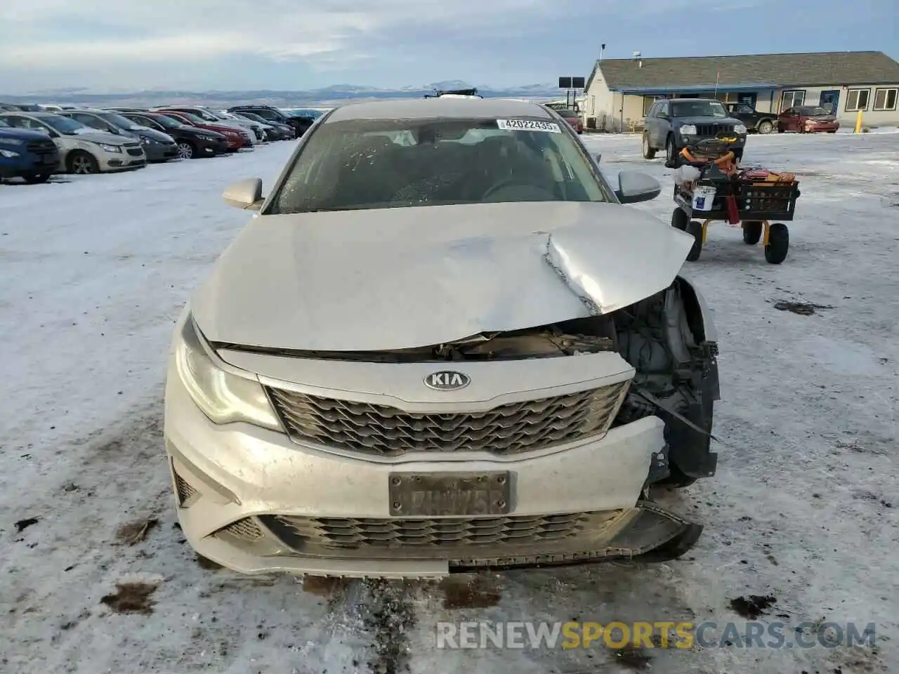 5 Photograph of a damaged car 5XXGT4L34KG276900 KIA OPTIMA 2019