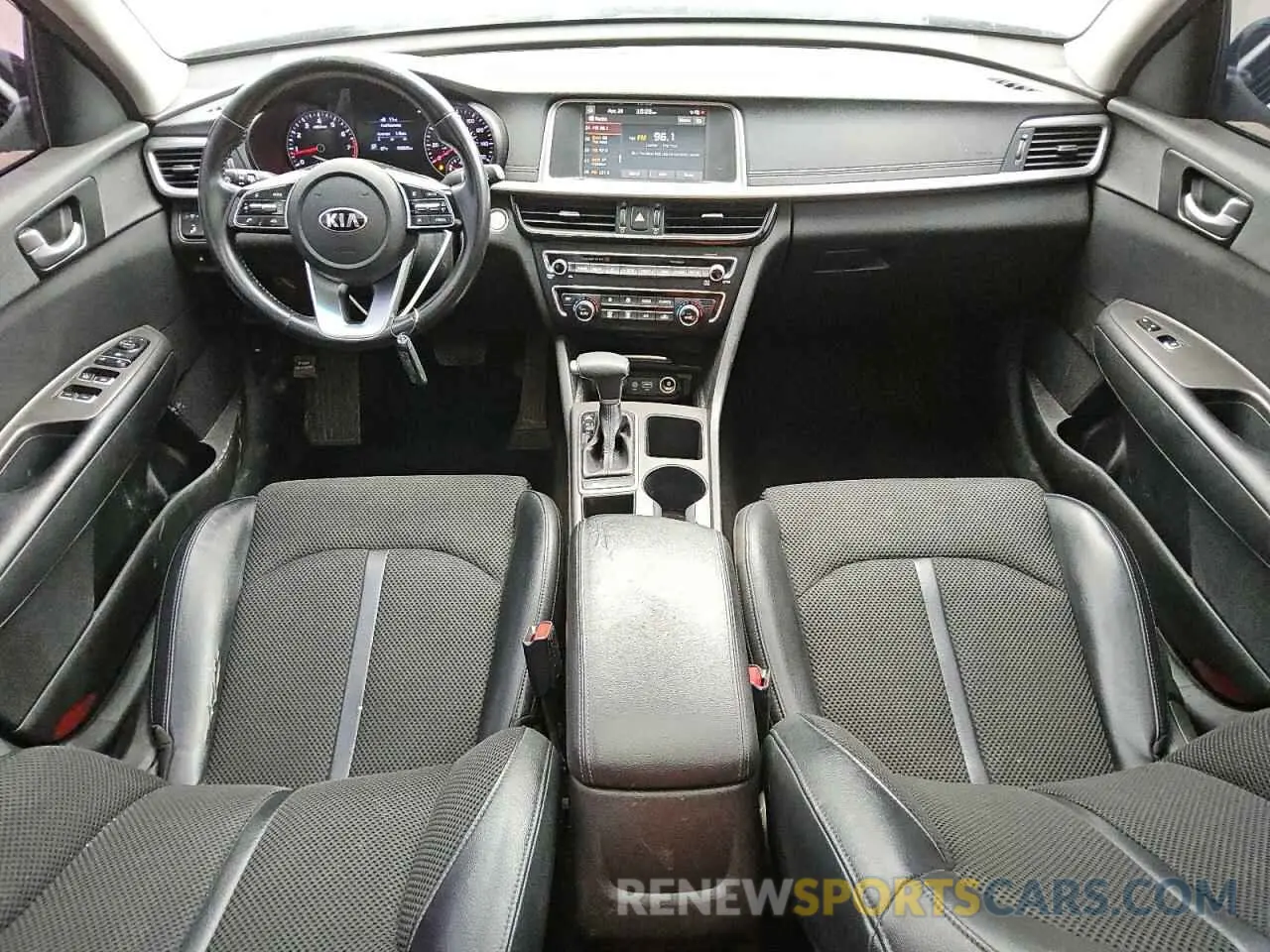 8 Photograph of a damaged car 5XXGT4L34KG279764 KIA OPTIMA 2019