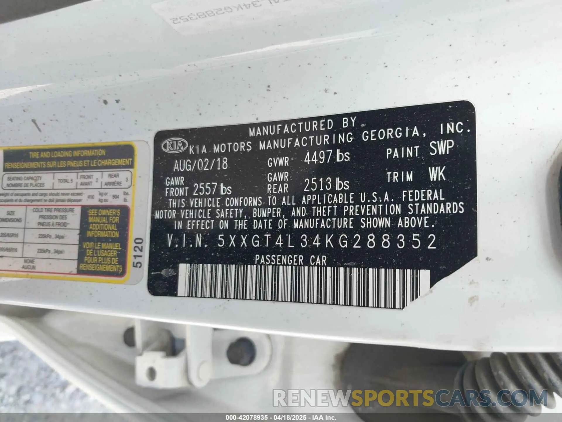 9 Photograph of a damaged car 5XXGT4L34KG288352 KIA OPTIMA 2019