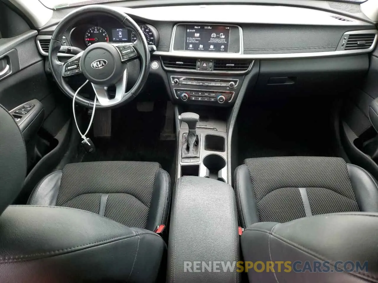 8 Photograph of a damaged car 5XXGT4L34KG295981 KIA OPTIMA 2019
