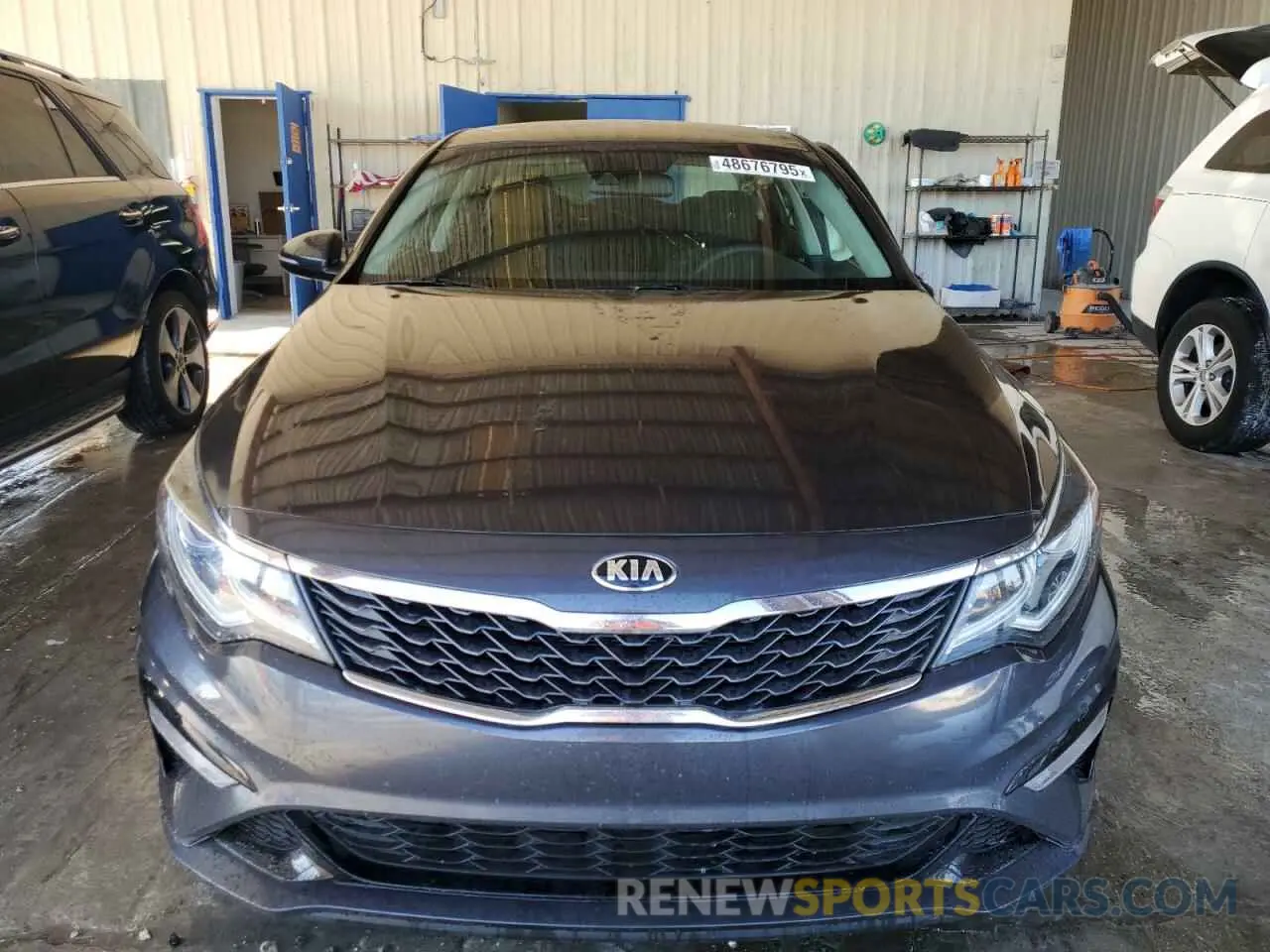 5 Photograph of a damaged car 5XXGT4L34KG300435 KIA OPTIMA 2019