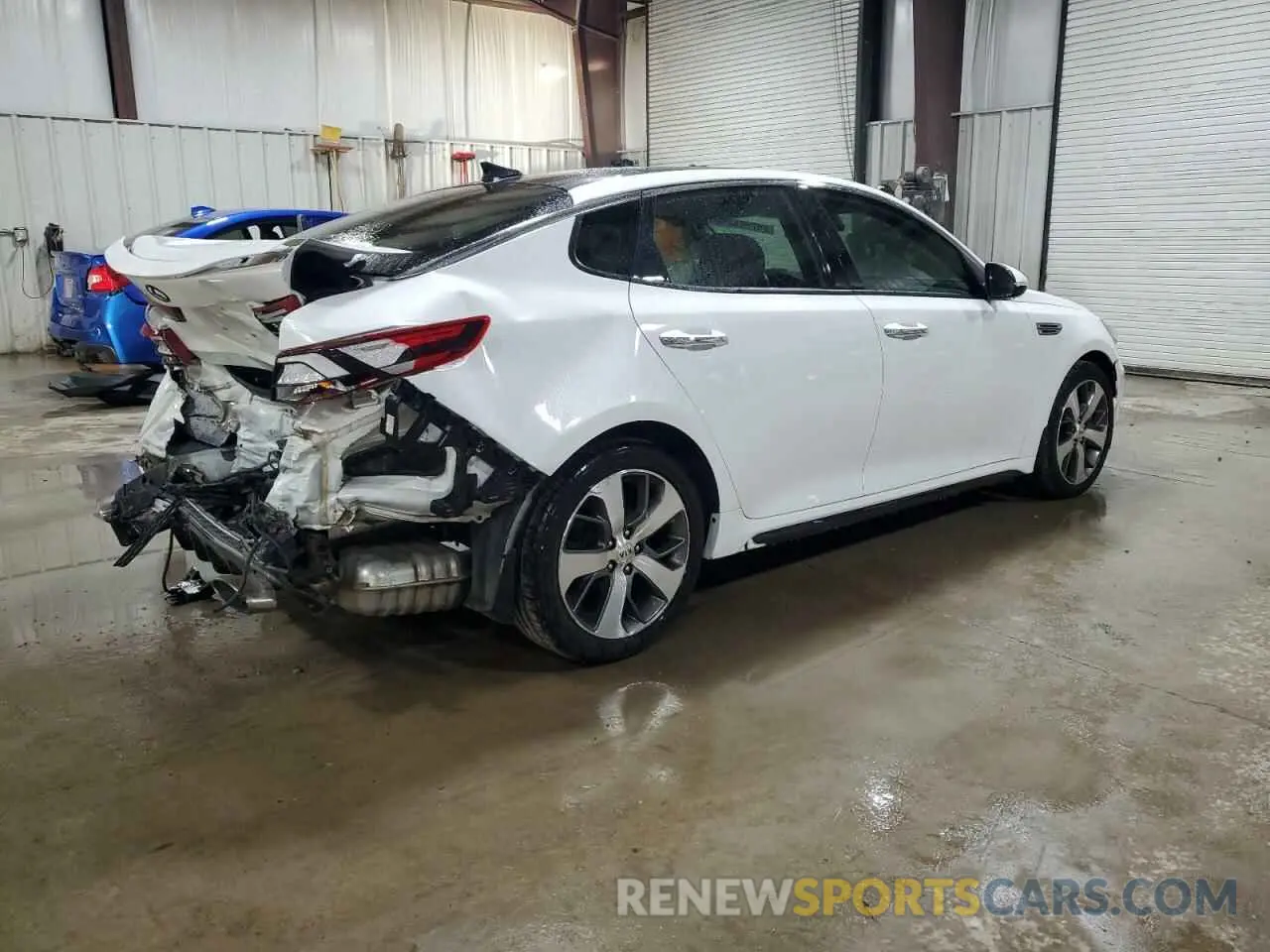 3 Photograph of a damaged car 5XXGT4L34KG307028 KIA OPTIMA 2019