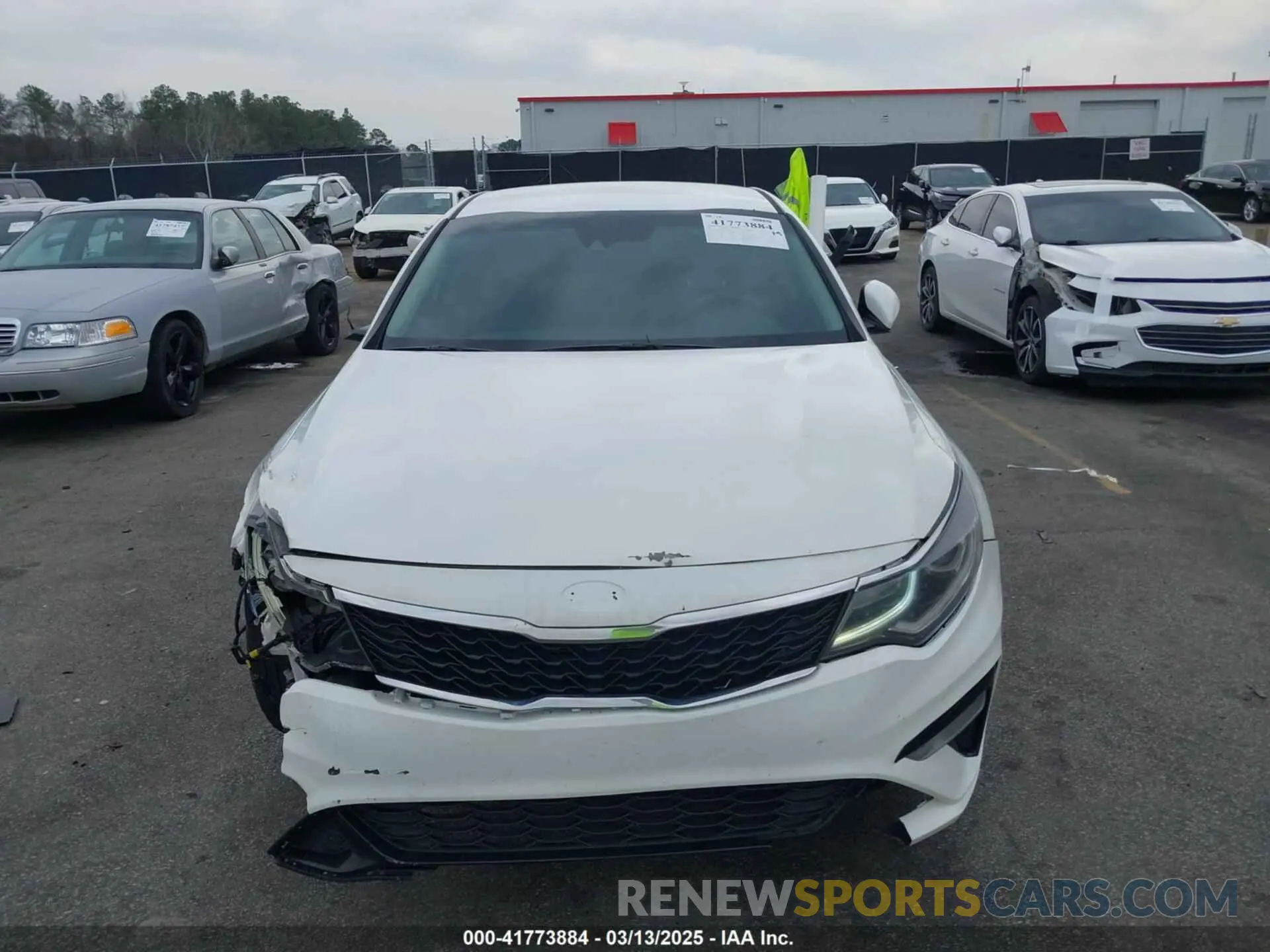 12 Photograph of a damaged car 5XXGT4L34KG321043 KIA OPTIMA 2019