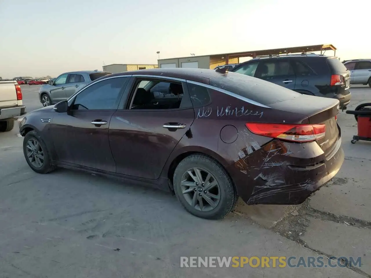2 Photograph of a damaged car 5XXGT4L34KG323603 KIA OPTIMA 2019
