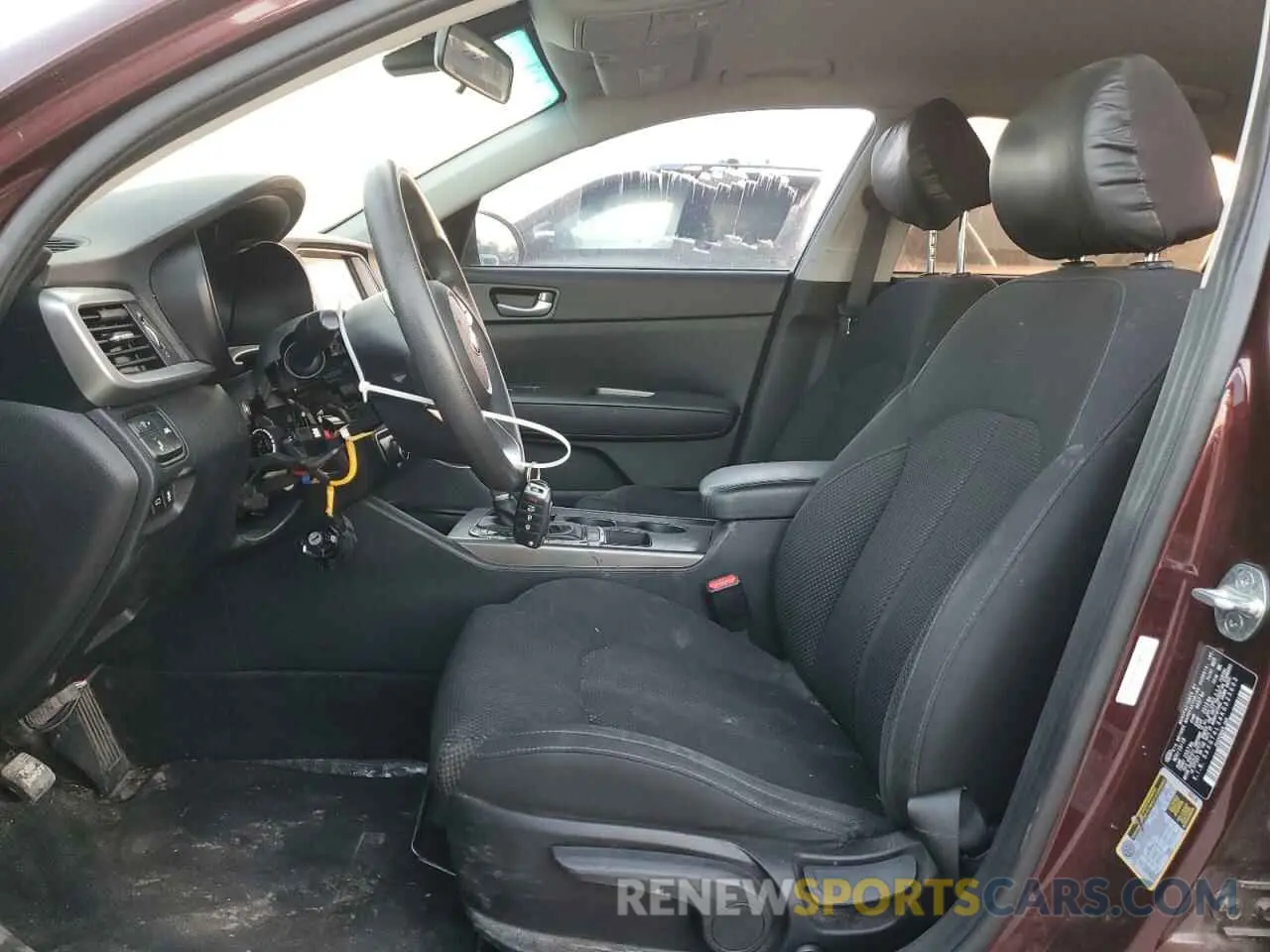 7 Photograph of a damaged car 5XXGT4L34KG323603 KIA OPTIMA 2019