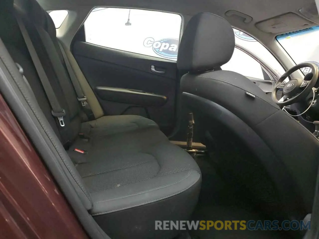 10 Photograph of a damaged car 5XXGT4L34KG325562 KIA OPTIMA 2019