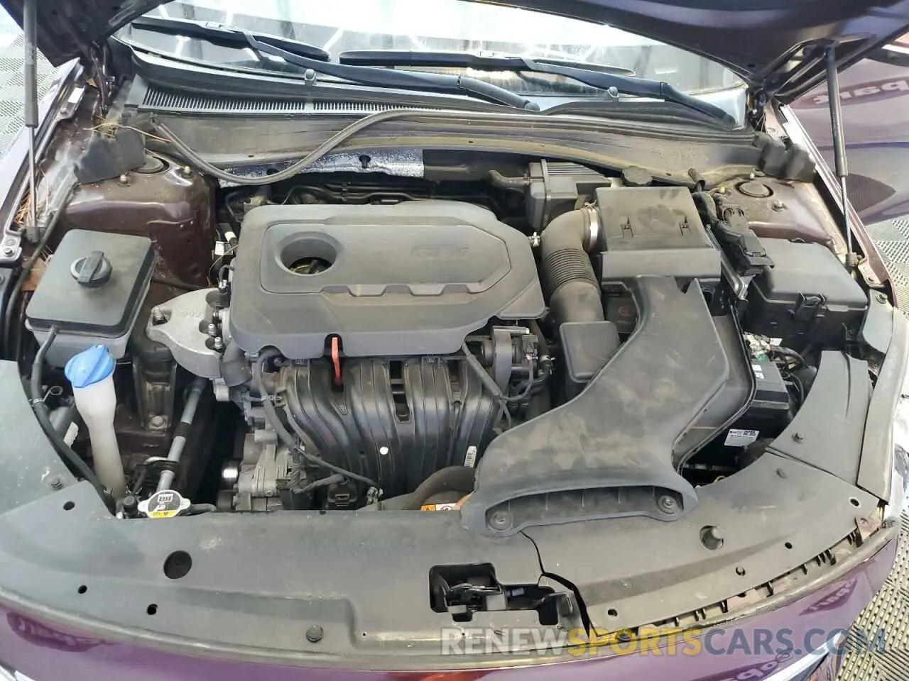 11 Photograph of a damaged car 5XXGT4L34KG325562 KIA OPTIMA 2019