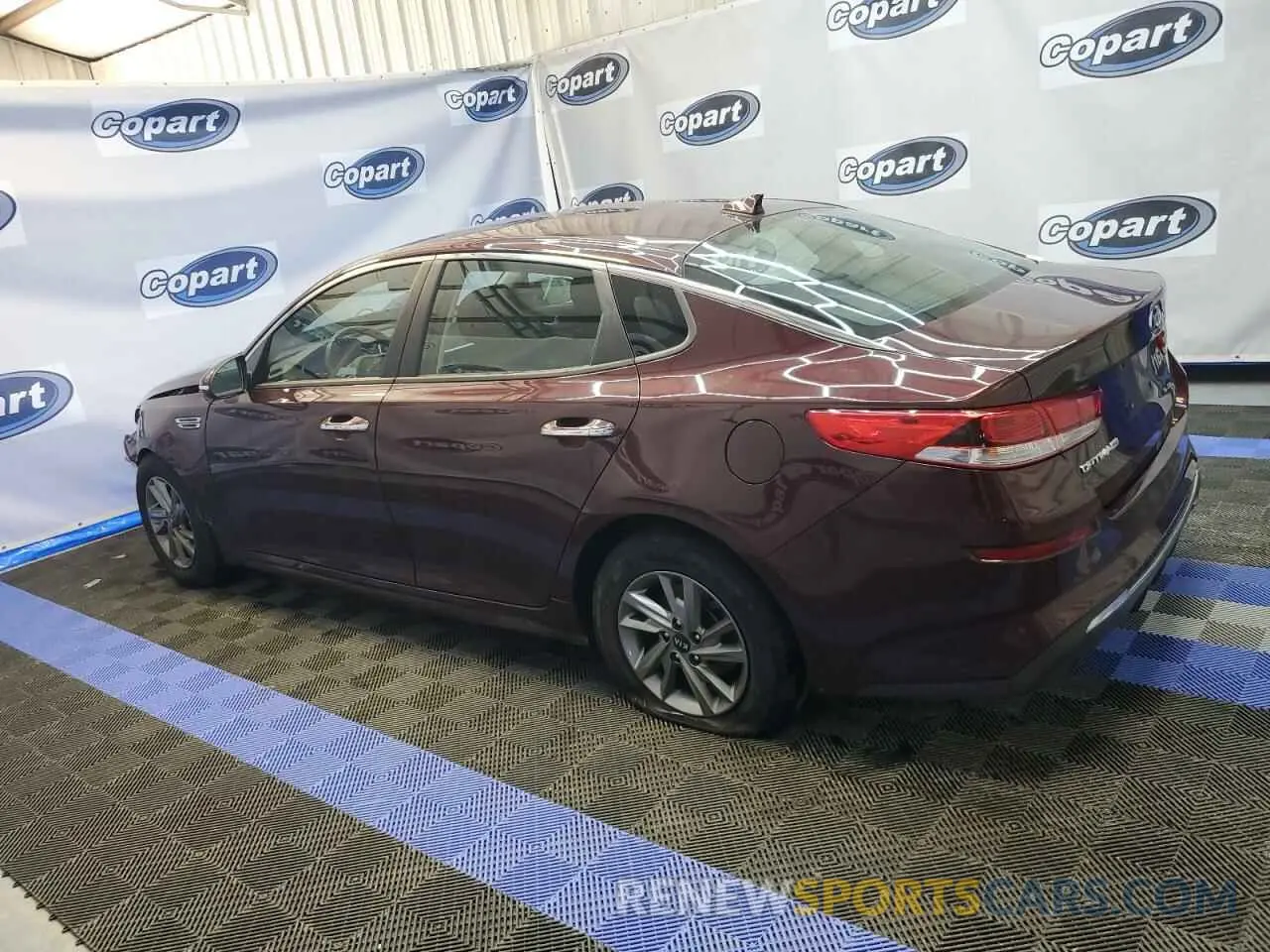 2 Photograph of a damaged car 5XXGT4L34KG325562 KIA OPTIMA 2019