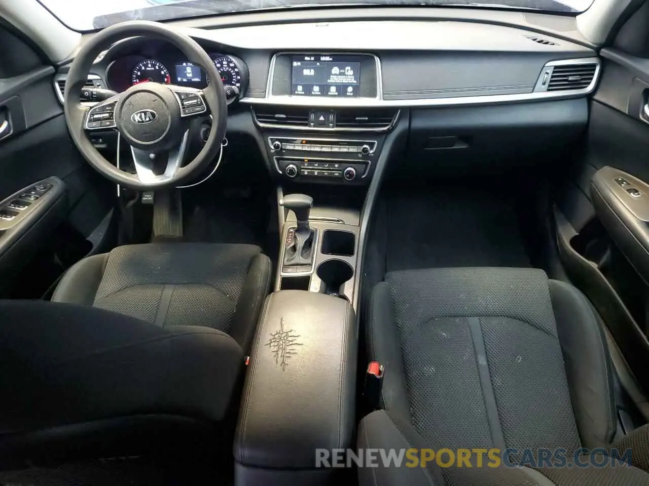 8 Photograph of a damaged car 5XXGT4L34KG325562 KIA OPTIMA 2019