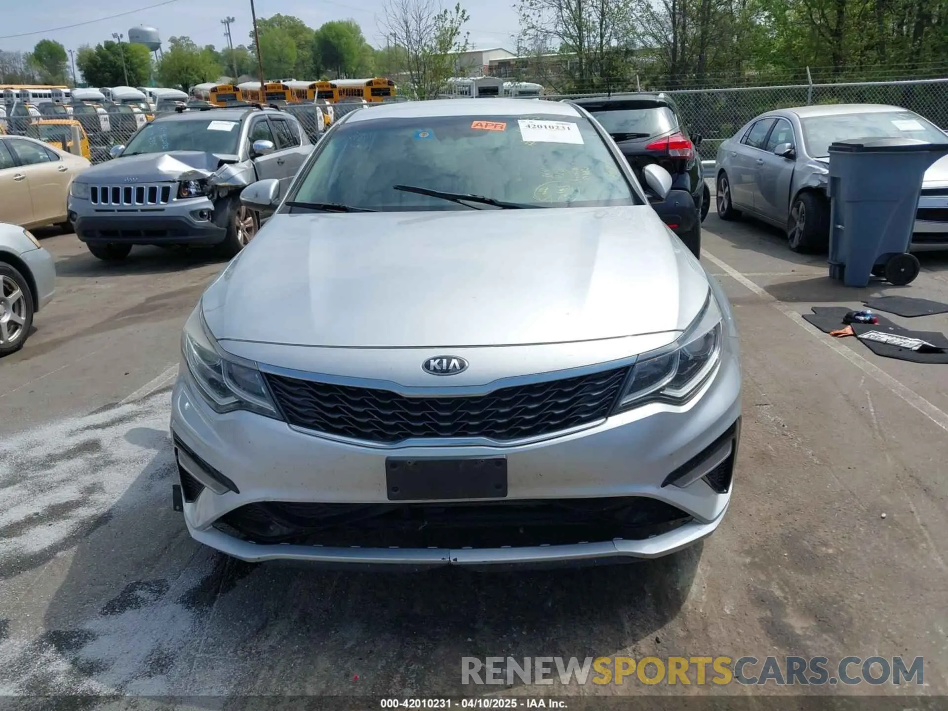 13 Photograph of a damaged car 5XXGT4L34KG327439 KIA OPTIMA 2019