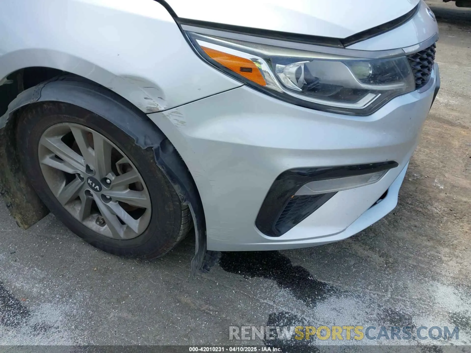 6 Photograph of a damaged car 5XXGT4L34KG327439 KIA OPTIMA 2019
