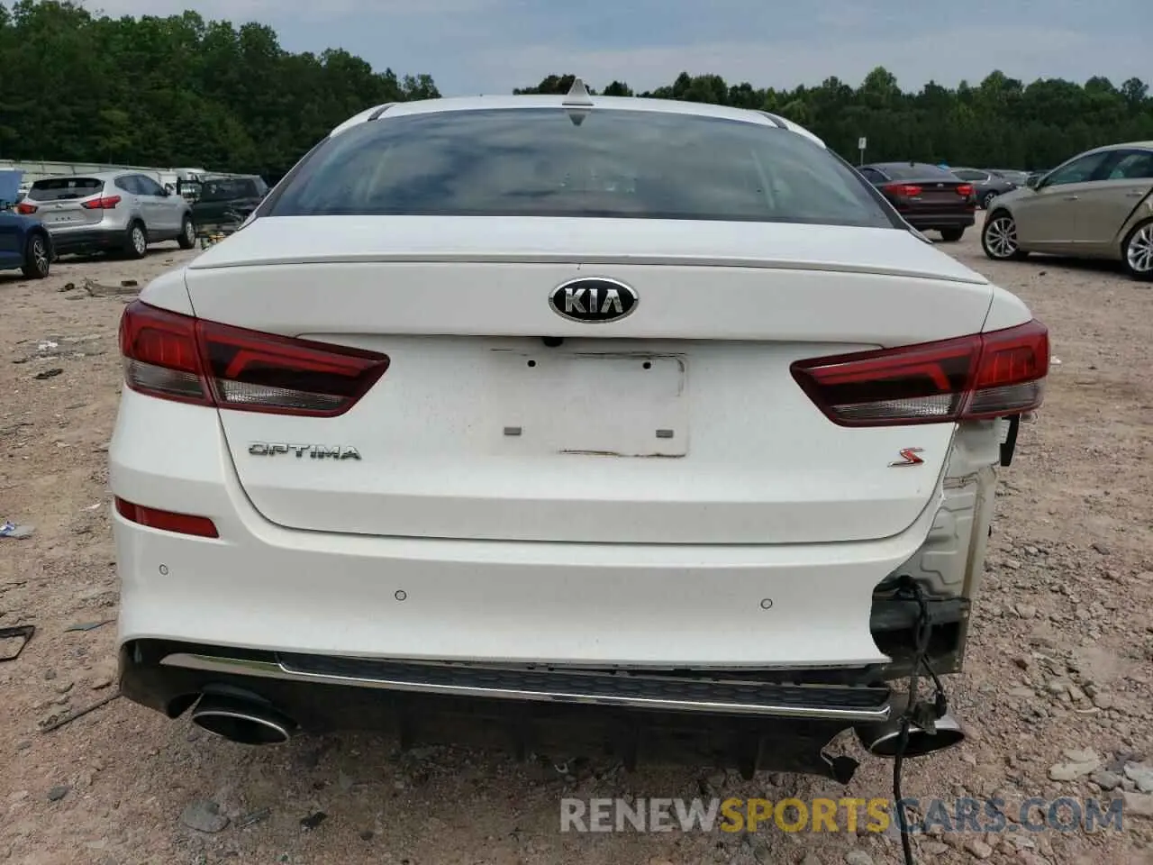 6 Photograph of a damaged car 5XXGT4L34KG328770 KIA OPTIMA 2019