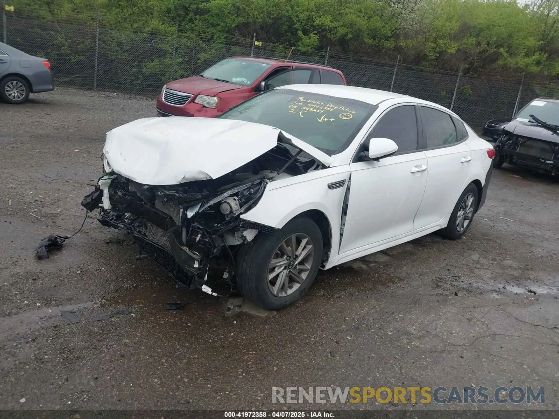 2 Photograph of a damaged car 5XXGT4L34KG343284 KIA OPTIMA 2019