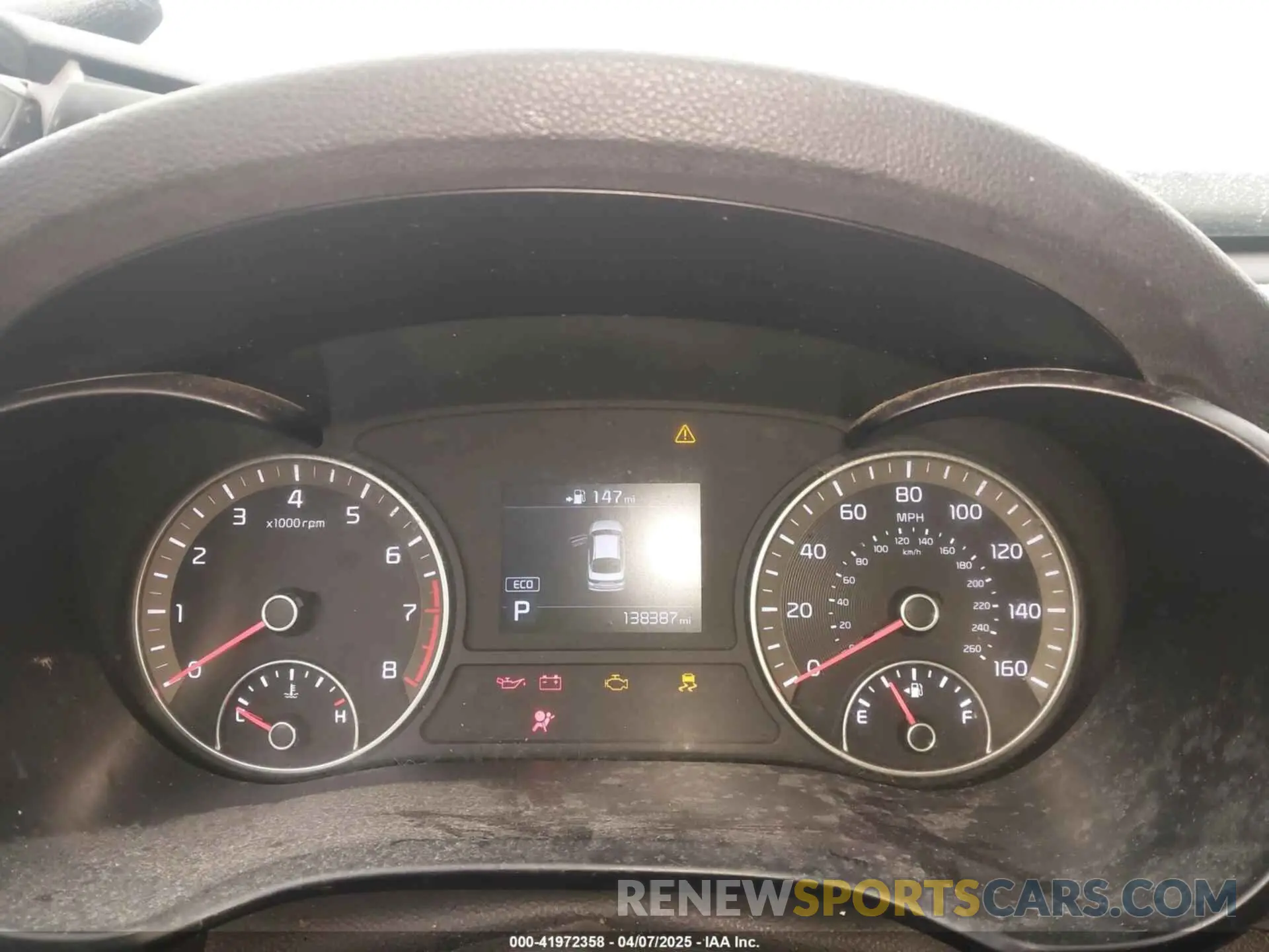 7 Photograph of a damaged car 5XXGT4L34KG343284 KIA OPTIMA 2019
