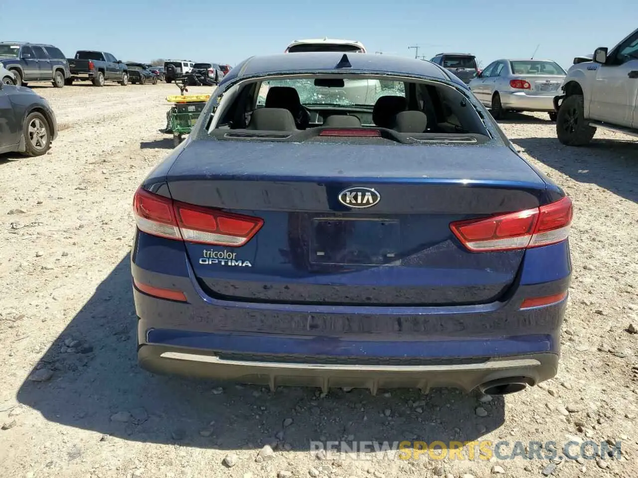 6 Photograph of a damaged car 5XXGT4L34KG350946 KIA OPTIMA 2019