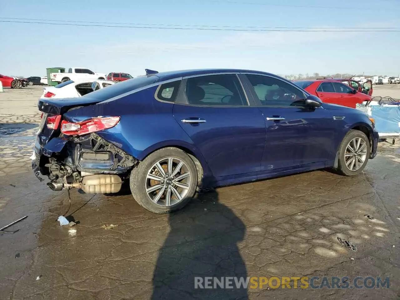 3 Photograph of a damaged car 5XXGT4L34KG358920 KIA OPTIMA 2019