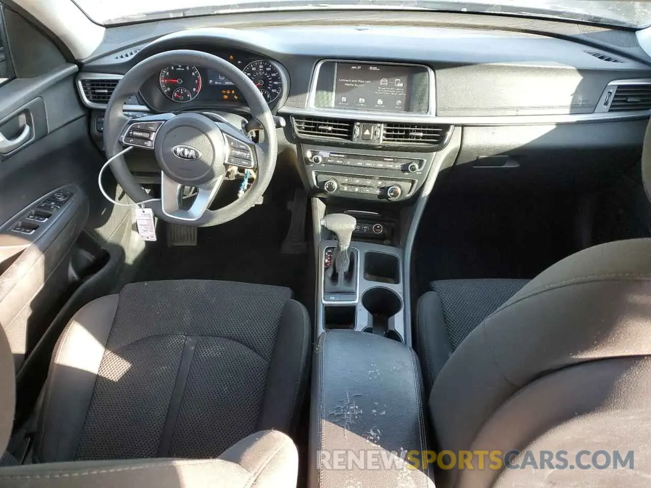 8 Photograph of a damaged car 5XXGT4L34KG358920 KIA OPTIMA 2019