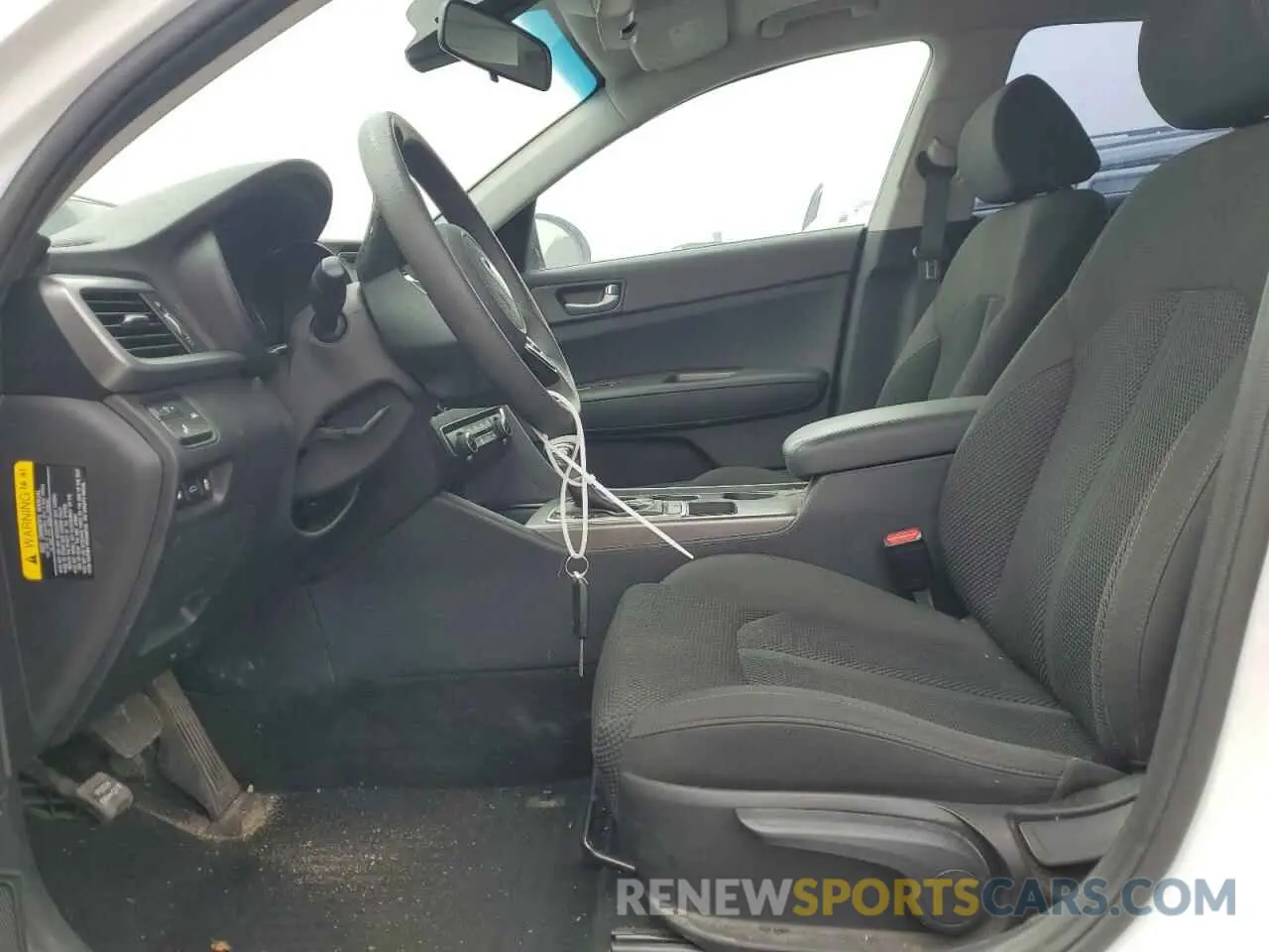 7 Photograph of a damaged car 5XXGT4L34KG359520 KIA OPTIMA 2019