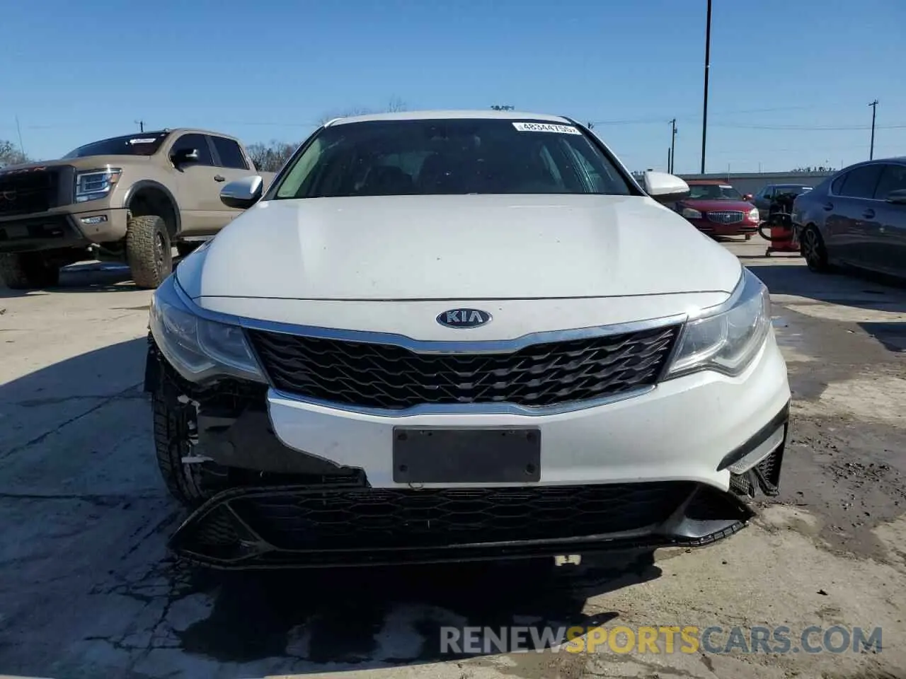 5 Photograph of a damaged car 5XXGT4L34KG363907 KIA OPTIMA 2019