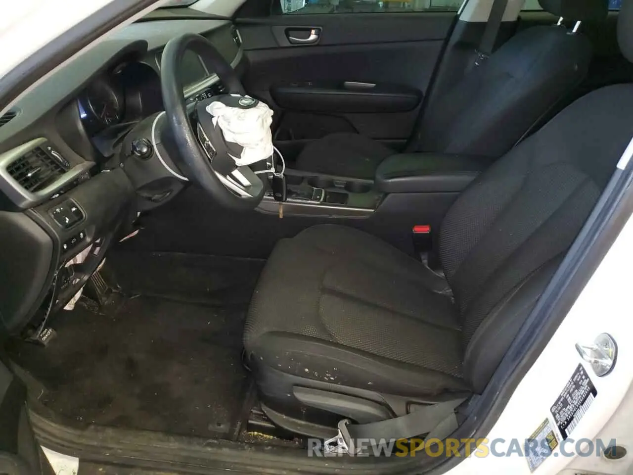 7 Photograph of a damaged car 5XXGT4L35KG282656 KIA OPTIMA 2019